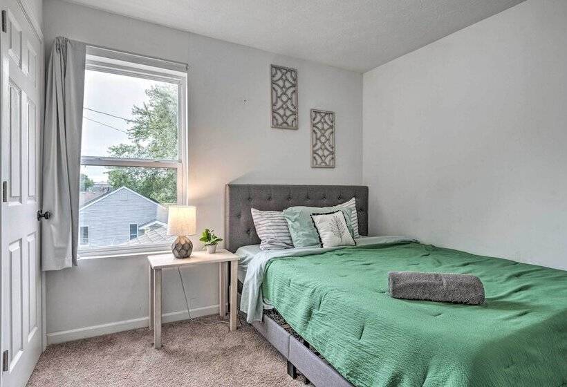 Charming Indianapolis Home ~ 4 Mi To Dtwn!