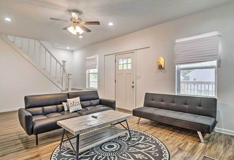 Charming Indianapolis Home ~ 4 Mi To Dtwn!