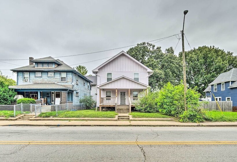 Charming Indianapolis Home ~ 4 Mi To Dtwn!