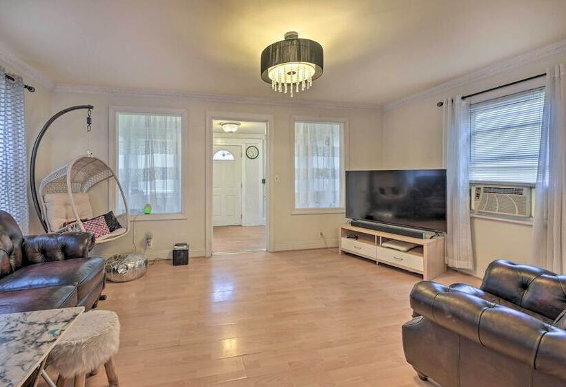 Charming New York Escape Near Central Park!