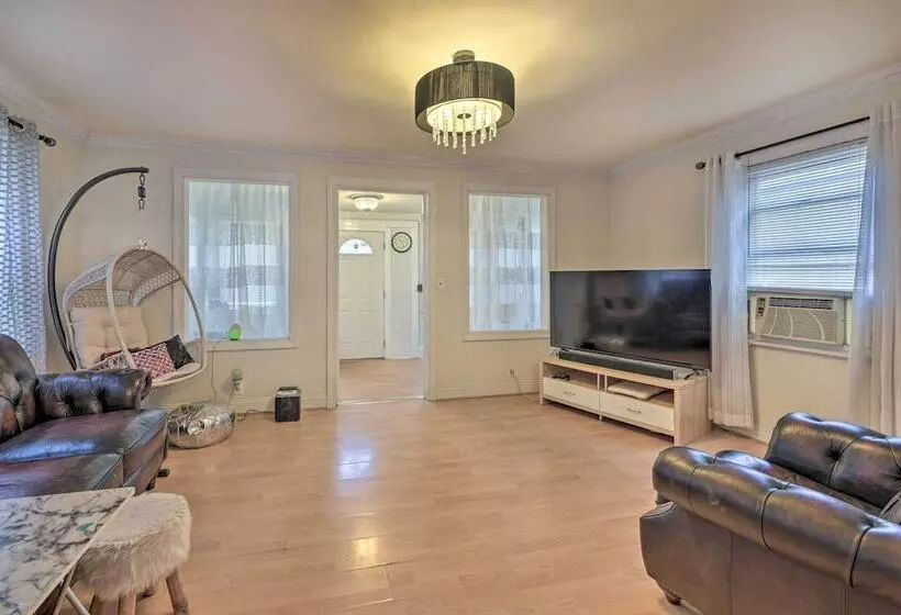 Charming New York Escape Near Central Park!