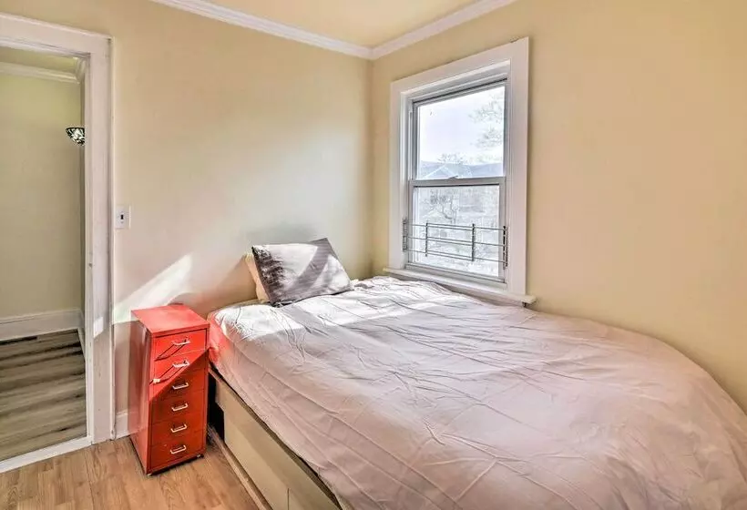 Charming New York Escape Near Central Park!