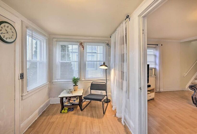 Charming New York Escape Near Central Park!