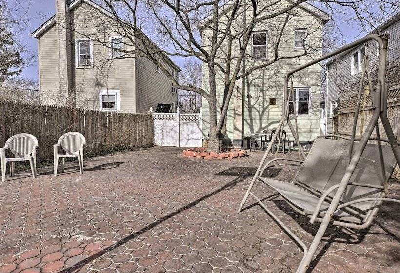 Charming New York Escape Near Central Park!