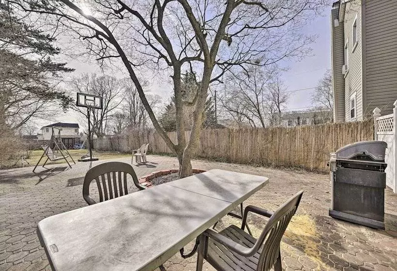 Charming New York Escape Near Central Park!