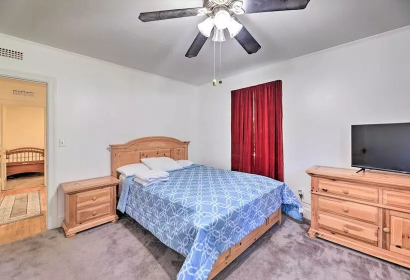 Convenient Jacksonville Home W/ Yard & Patio!