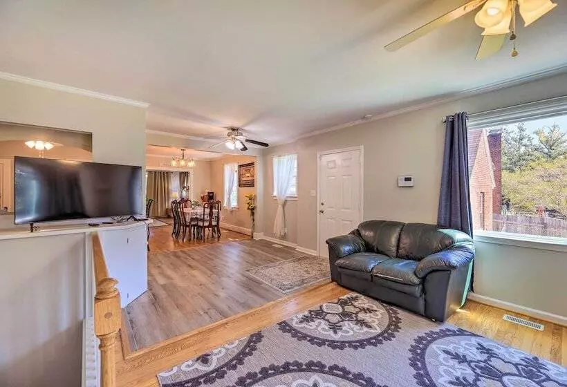 Convenient Jacksonville Home W/ Yard & Patio!