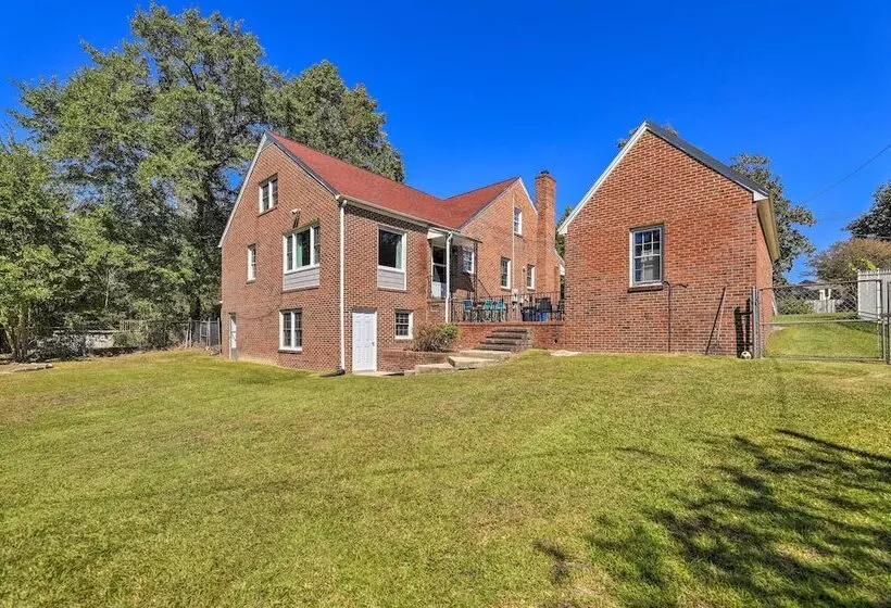 Convenient Jacksonville Home W/ Yard & Patio!