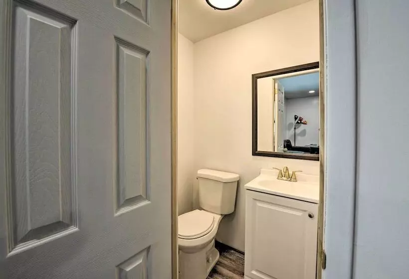 Cozy Cape May Escape Near Beaches & Golfing!
