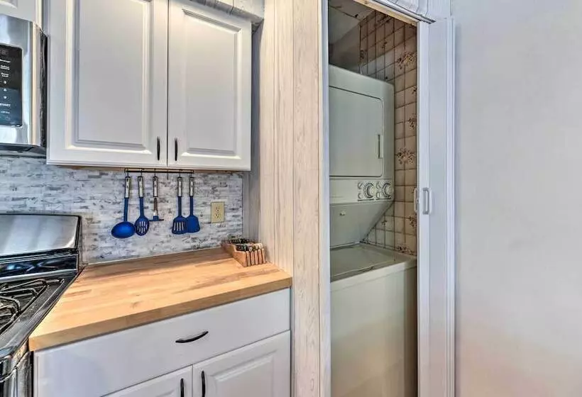 Cozy Cape May Escape Near Beaches & Golfing!
