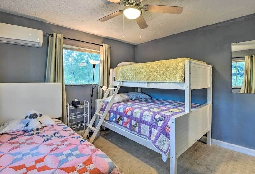 Cozy Graham Retreat ~ 3 Mi To Lake Eddleman!