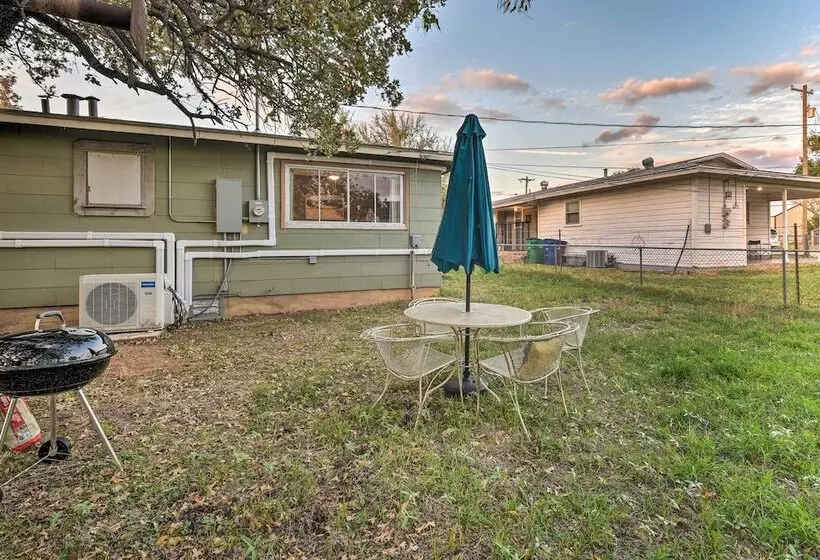 Cozy Graham Retreat ~ 3 Mi To Lake Eddleman!