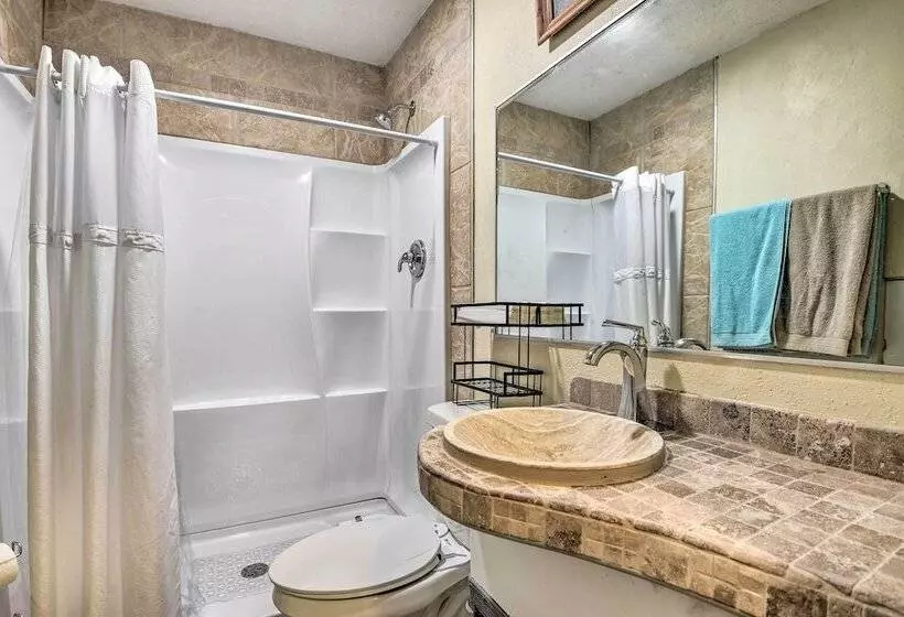 Cozy Graham Retreat ~ 3 Mi To Lake Eddleman!