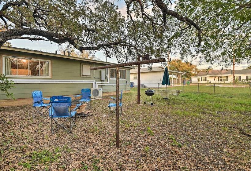 Cozy Graham Retreat ~ 3 Mi To Lake Eddleman!