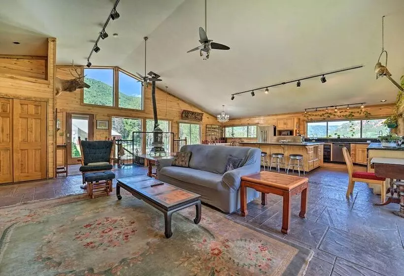 Direct Hiking Access: Riverfront Dolores Home!