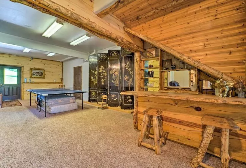 Direct Hiking Access: Riverfront Dolores Home!