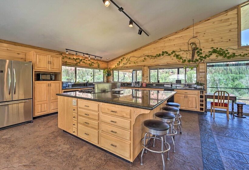 Direct Hiking Access: Riverfront Dolores Home!