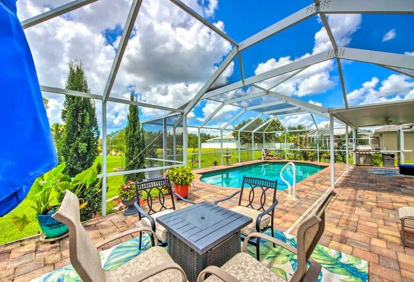 Elegant Cape Coral Home: Private Pool, Grill!