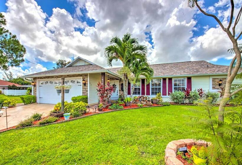 Elegant Cape Coral Home: Private Pool, Grill!