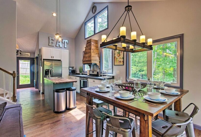 Home W/ Deck & Game Room 8 Mi To Asheville