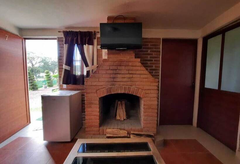 ホテル Sierra Norte Inn