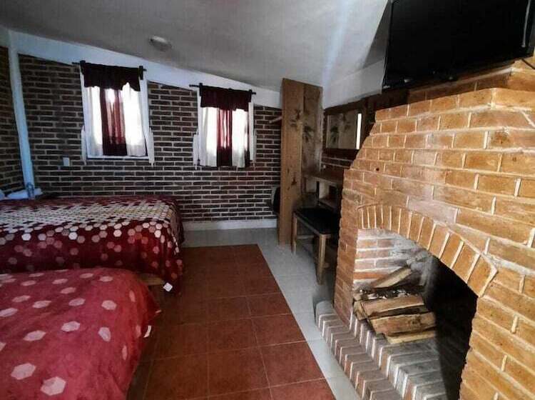 ホテル Sierra Norte Inn