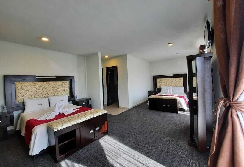 ホテル Sierra Norte Inn