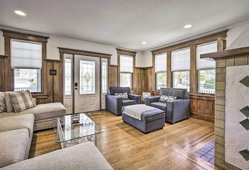 Idyllic Atlantic City Home 1 Block To Beach