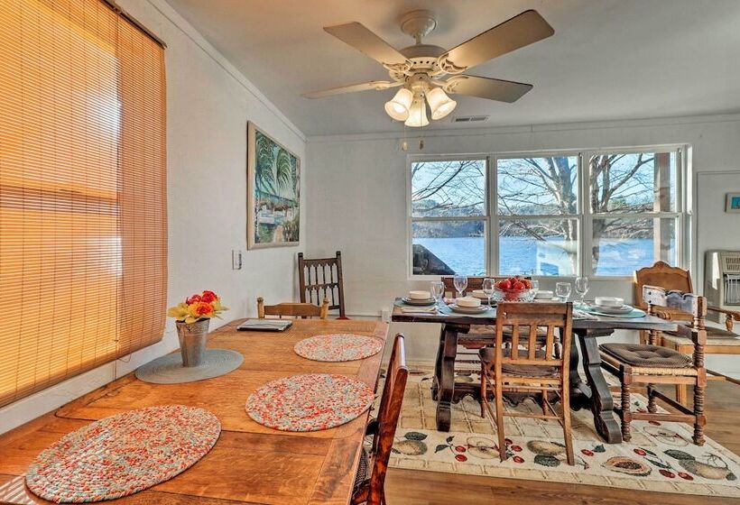 Lakefront Delta Cottage W/ Views, Canoe & Dock!