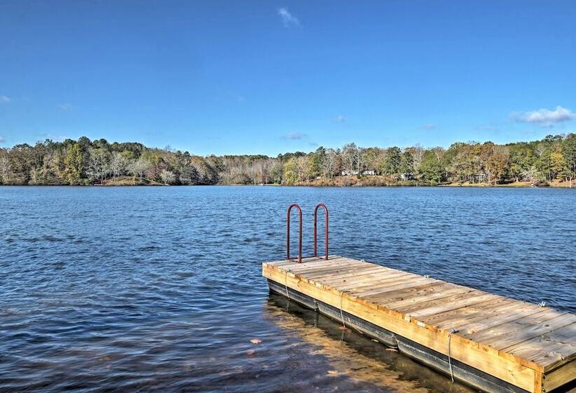Lakefront Delta Cottage W/ Views, Canoe & Dock!