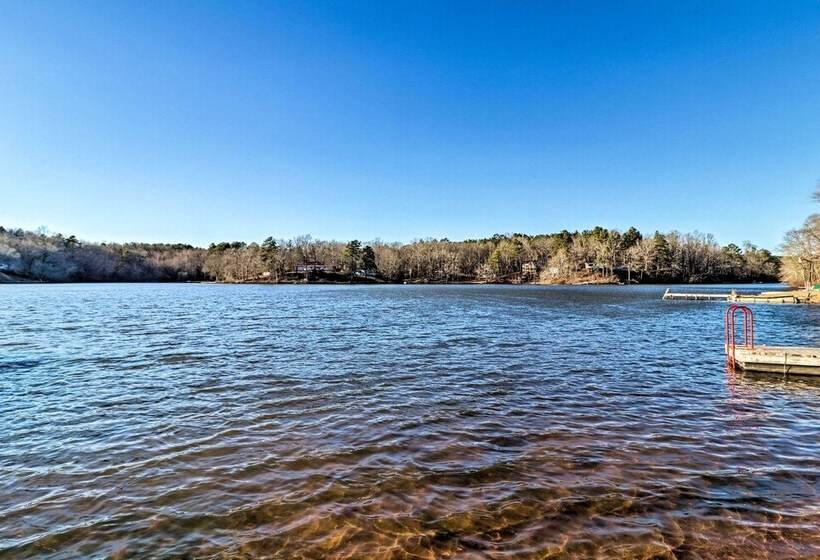 Lakefront Delta Cottage W/ Views, Canoe & Dock!