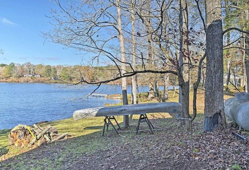 Lakefront Delta Cottage W/ Views, Canoe & Dock!