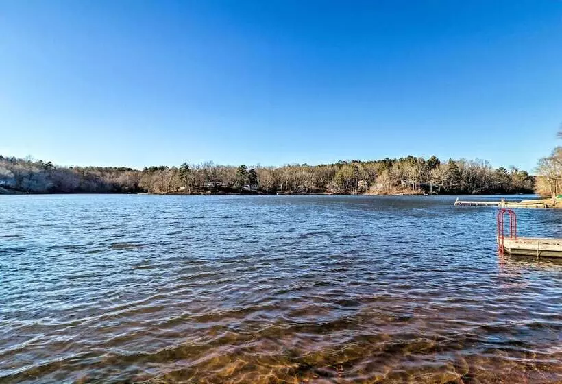 Lakefront Delta Cottage W/ Views, Canoe & Dock!