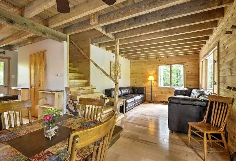 Lovely Ulster Cabin W/ Hot Tub, Fire Pit & 3 Ponds