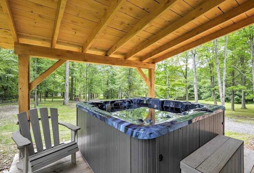 Lovely Ulster Cabin W/ Hot Tub, Fire Pit & 3 Ponds