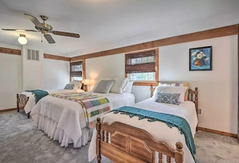 Lovettsville Cottage In Heart Of Wine Country