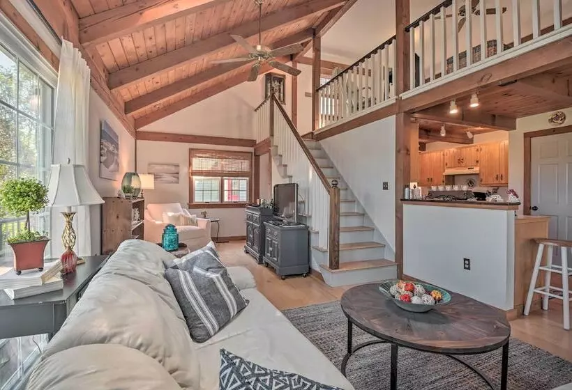 Lovettsville Cottage In Heart Of Wine Country