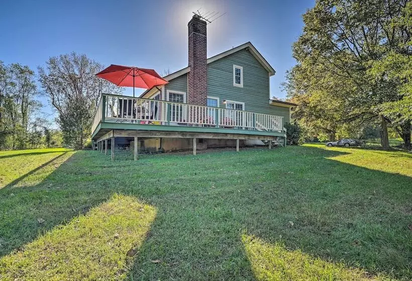 Lovettsville Cottage In Heart Of Wine Country