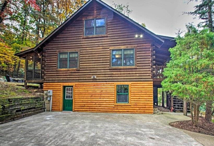 Massanutten Resort Log Cabin W/ Mountain Views!