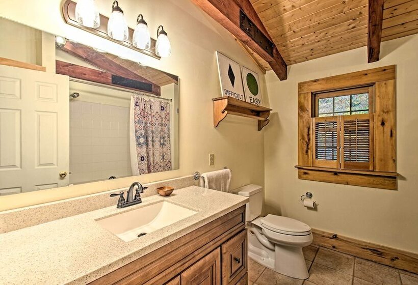 Massanutten Resort Log Cabin W/ Mountain Views!