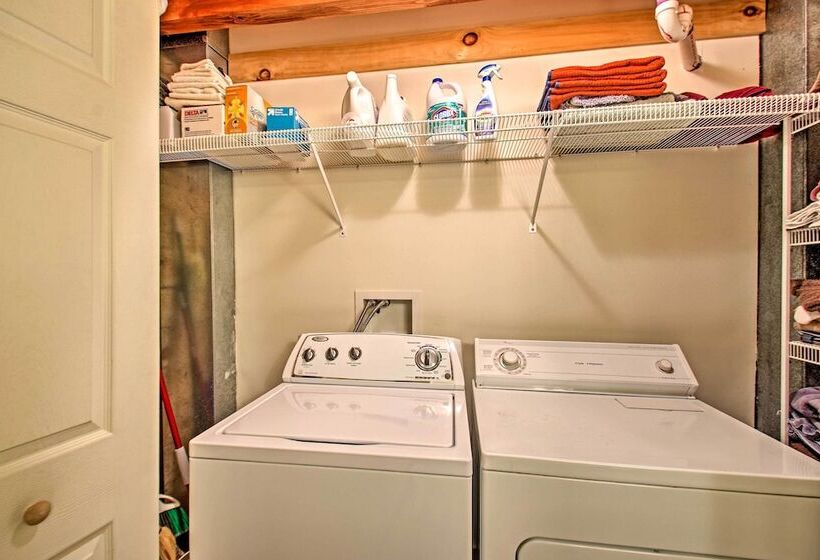 Massanutten Resort Log Cabin W/ Mountain Views!