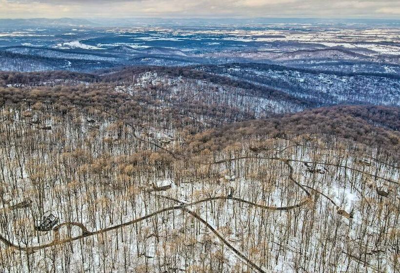 Mid Century Modern Cabin: Mountain & Natural Views