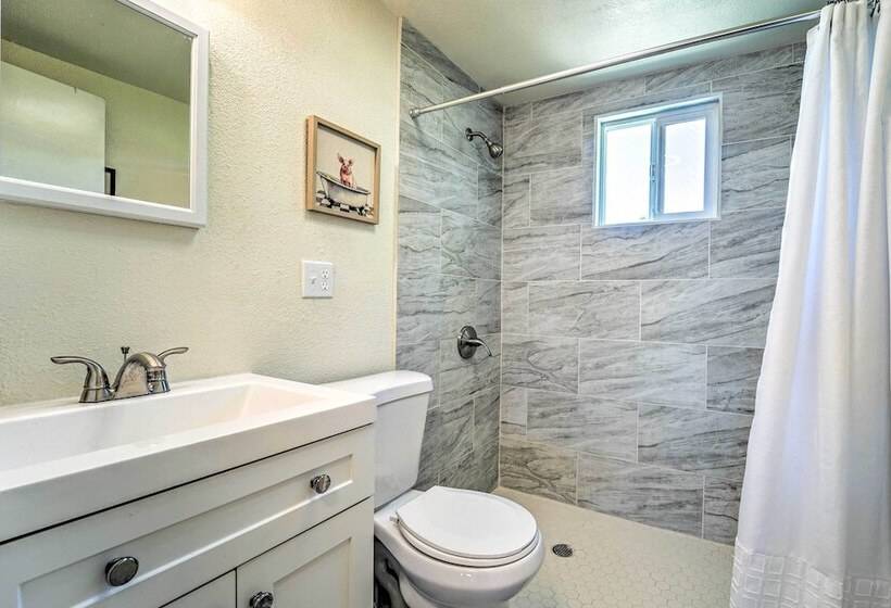 Modern Cortez Mountain Retreat W/ Yard & View