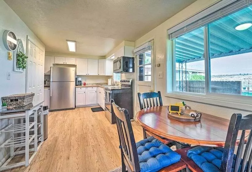 Modern Cortez Mountain Retreat W/ Yard & View
