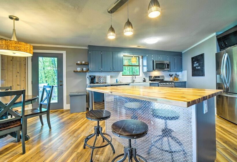 Mtn Treehouse W/ Fire Pit, Breathtaking Views