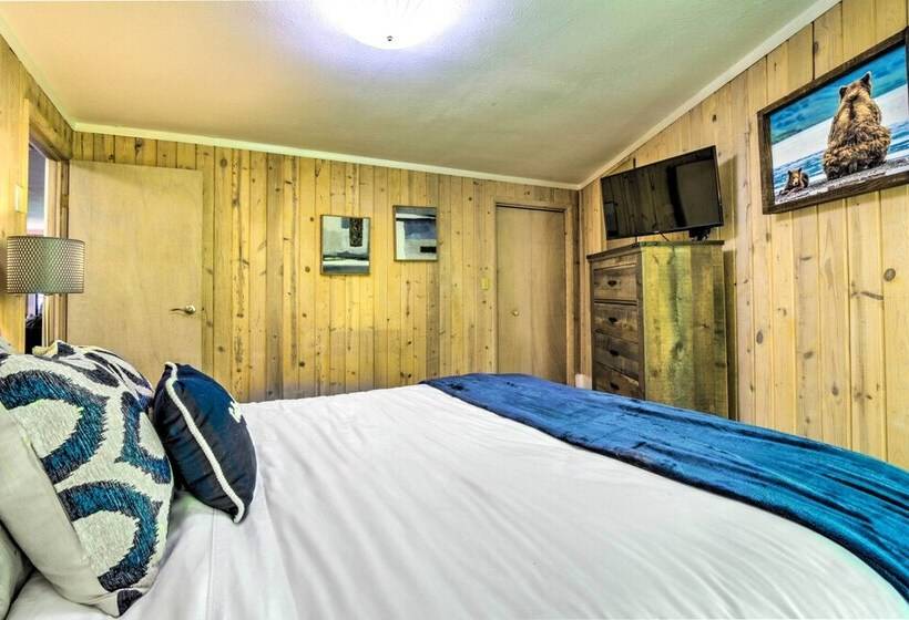 Mtn Treehouse W/ Fire Pit, Breathtaking Views