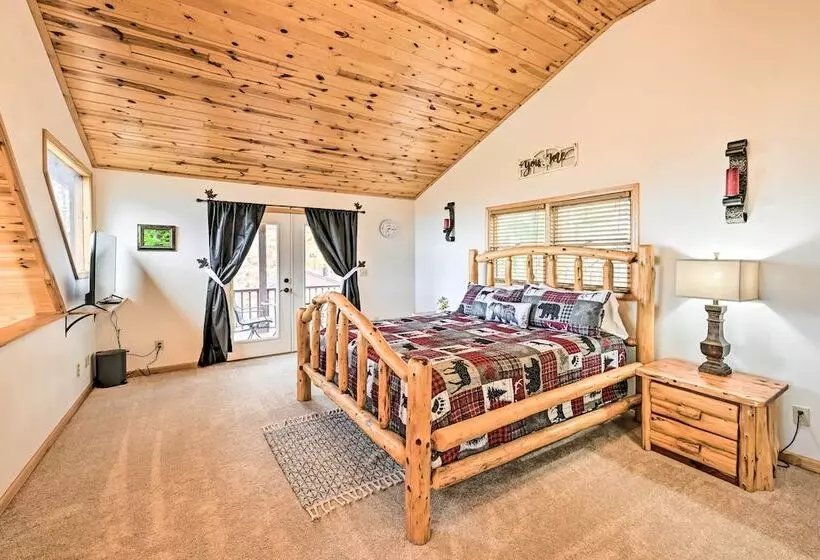 Murphy Cabin W/ Fire Pit & Stunning Mtn Views