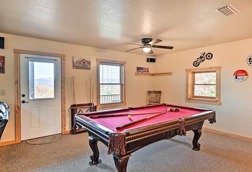 Murphy Cabin W/ Fire Pit & Stunning Mtn Views