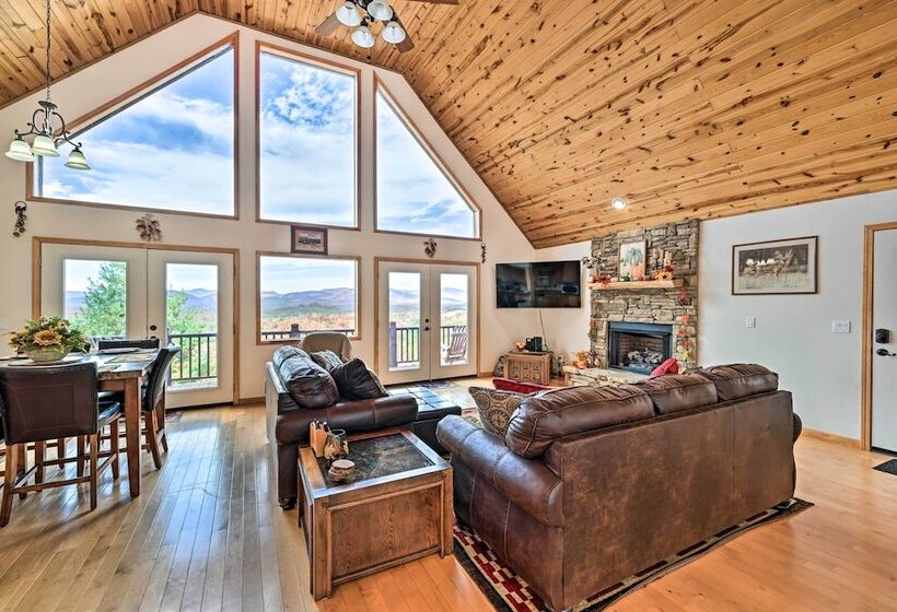 Murphy Cabin W/ Fire Pit & Stunning Mtn Views