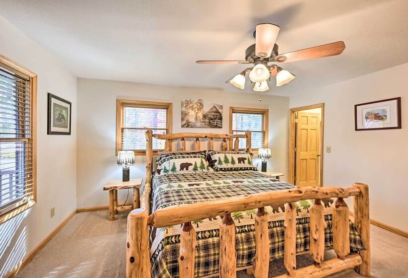 Murphy Cabin W/ Fire Pit & Stunning Mtn Views